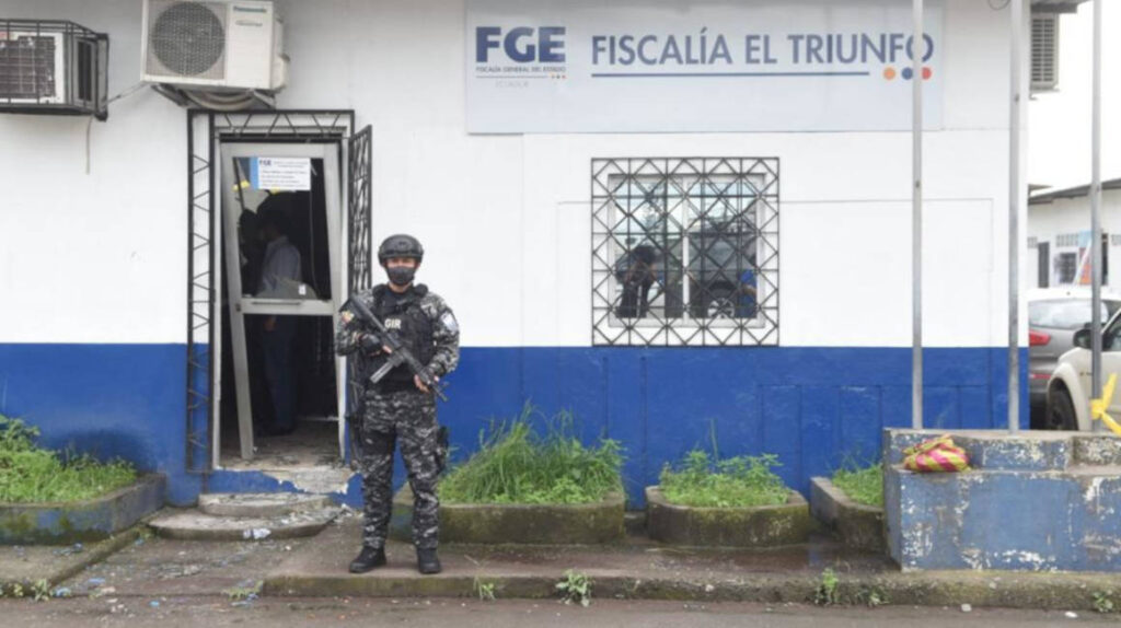 La Fiscalía del Guayas inició, de oficio, una investigación previa por el presunto delito de terrorismo.